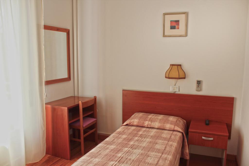 Hotel Garnì Garten Milano Marittima Esterno foto